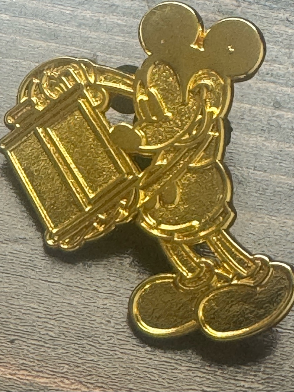 5/$25 Gold Mickey Mouse Disney Pin